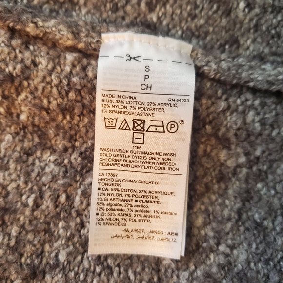 Old Navy Long Cardigan - Picture 5 of 5